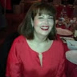 Meet your Posher, Julia